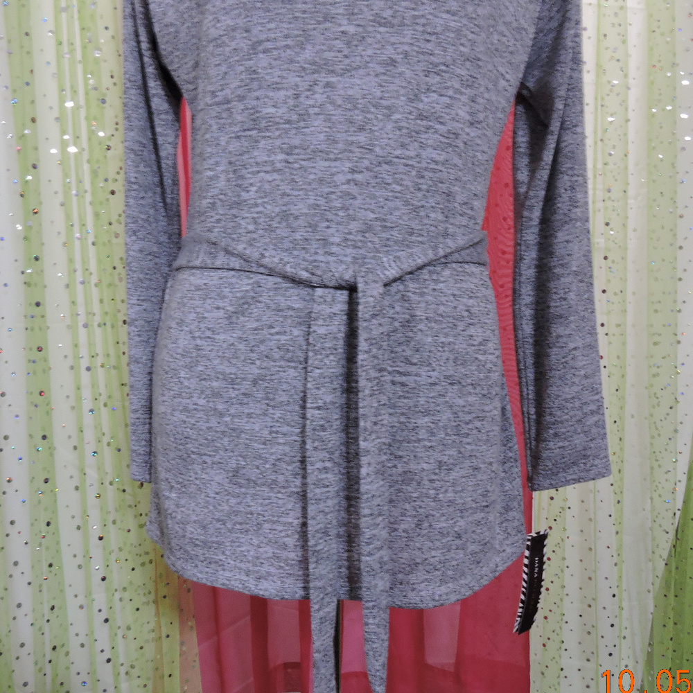 NWT DANA BUCHMAN LONG SLEEVED SWEATER SIZE SMALL - Picture 2 of 7